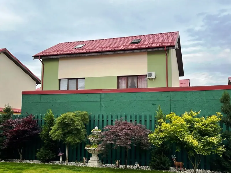 Amenajare peisagistica profesionala curte Ramnicu Valcea